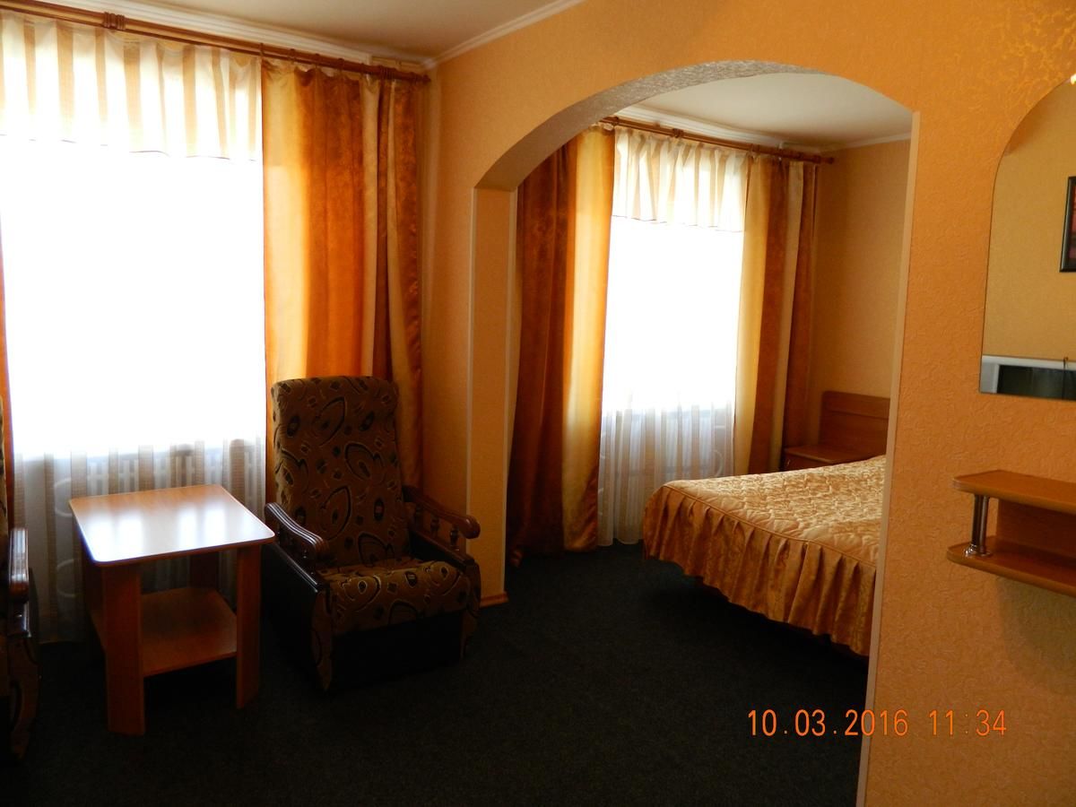Отель Hotel Druzhba Oleksandriya-7